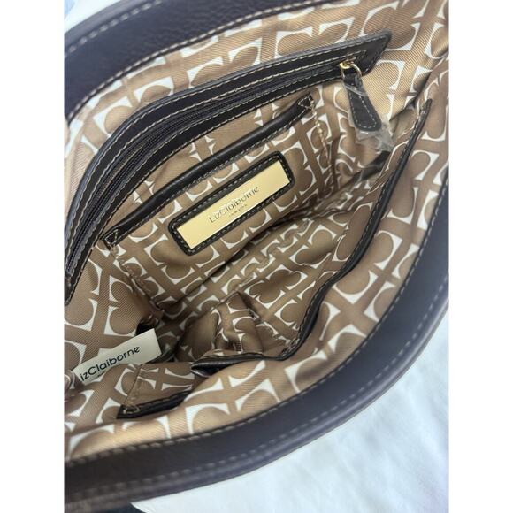 NWOT Liz Claiborne Brown Leather Crossbody plastic on zipper pulls - Picture 5 of 9